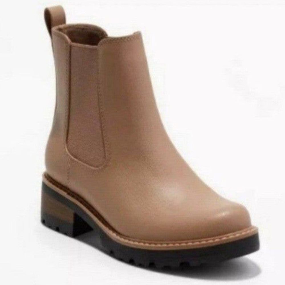 Ladies Nude Tan Ankle Combat Boots sz 7